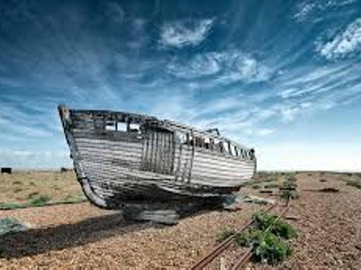 Pass The Keys Fabulous Front Location Holiday home Lydd