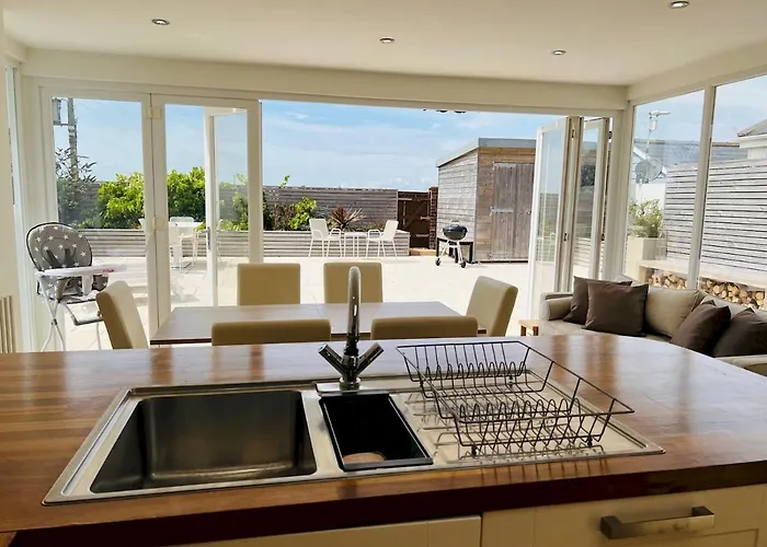 Pass The Keys Fabulous Beach Front Holiday Location