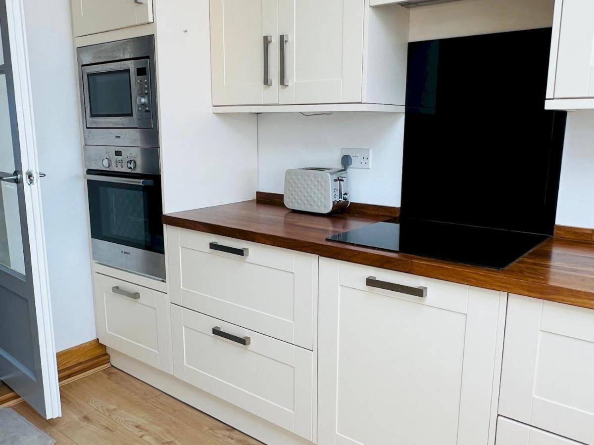 Pass The Keys Fabulous Front Location Holiday home *