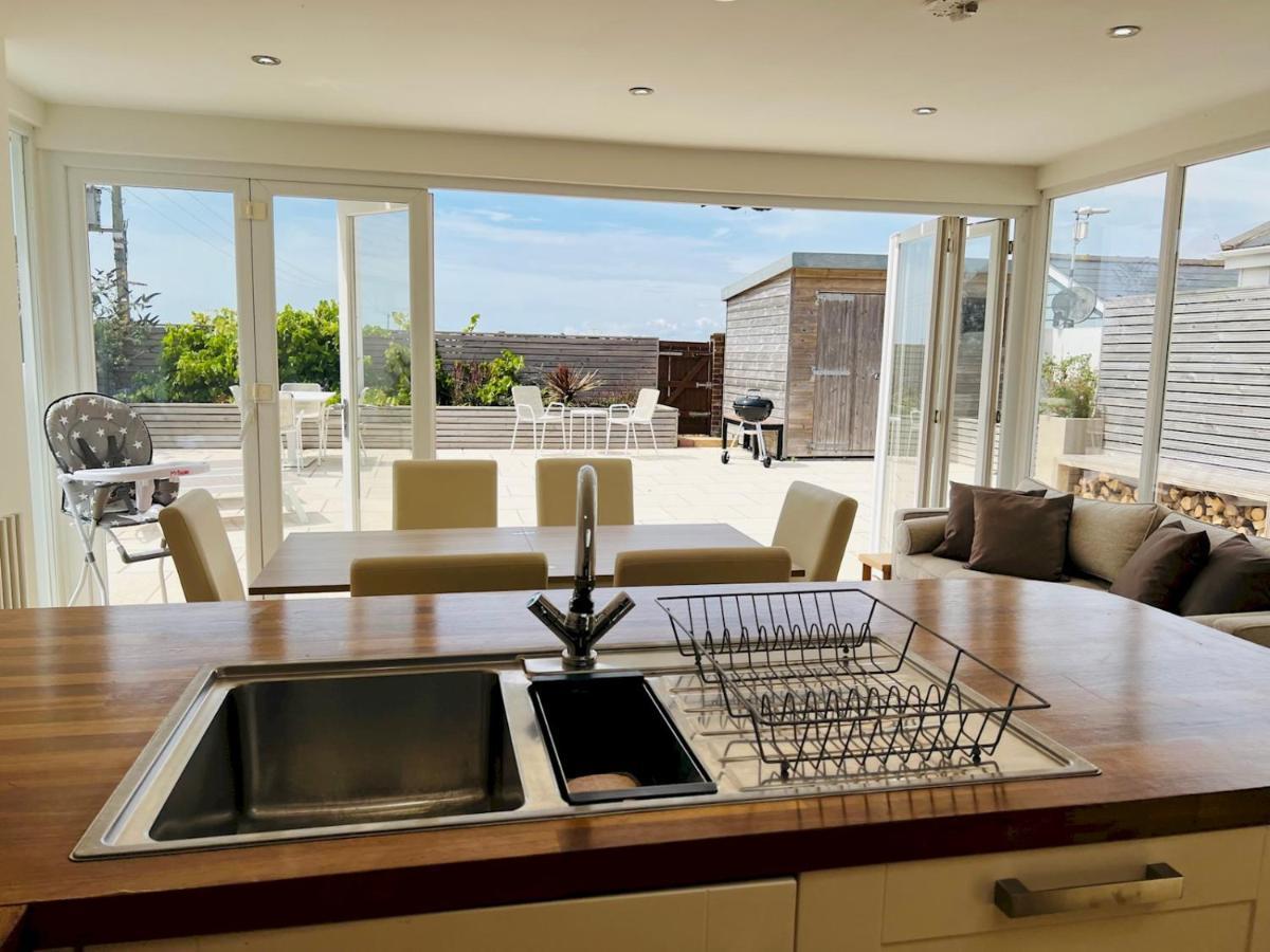 Pass The Keys Fabulous Front Location Lydd
