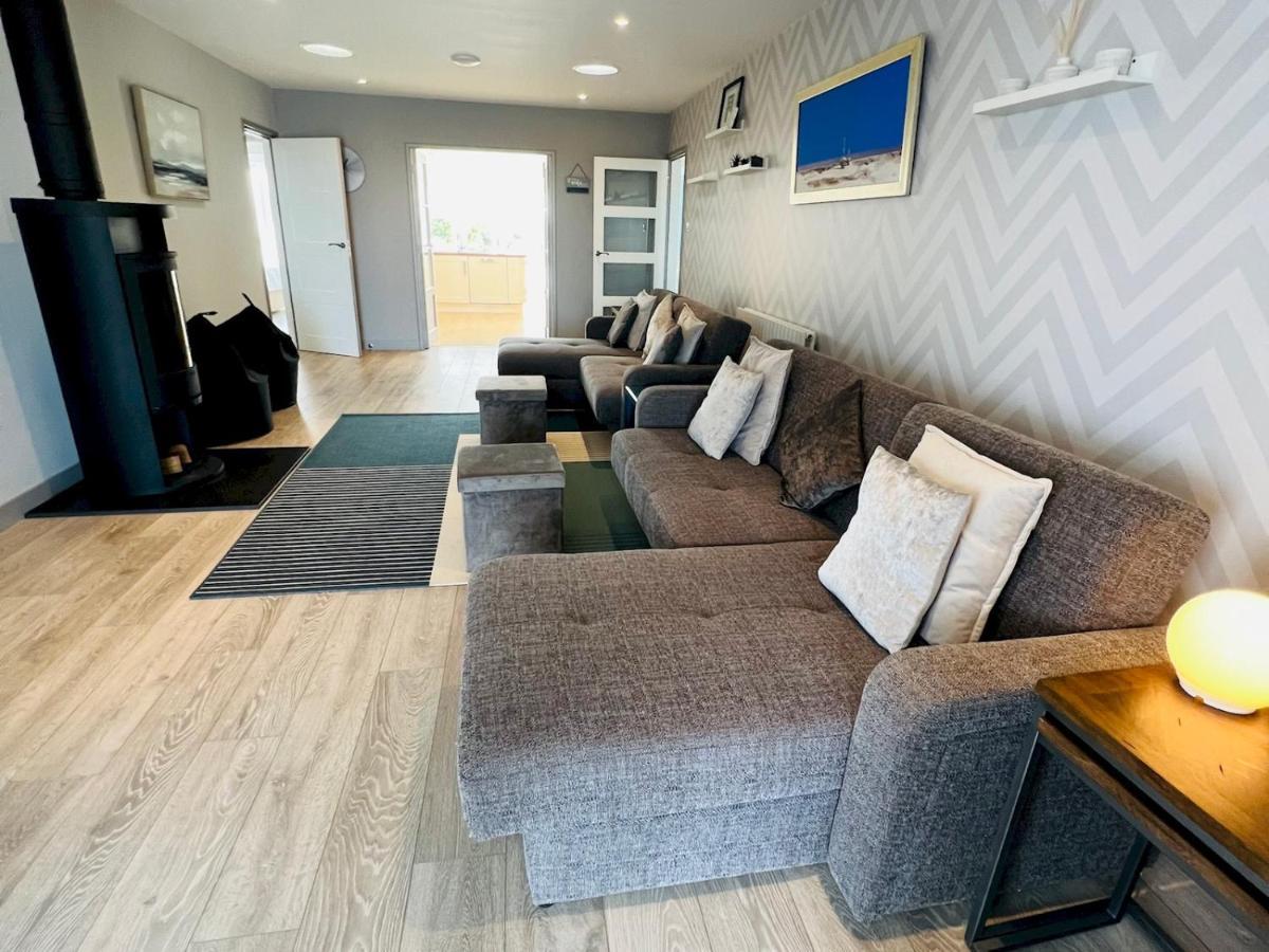Holiday home Pass The Keys Fabulous Front Location *